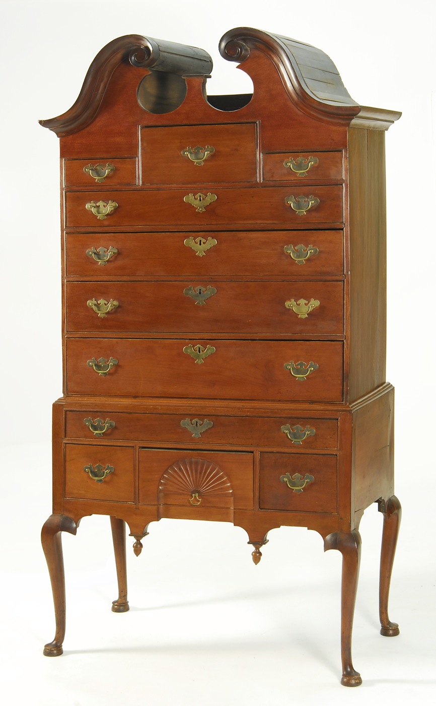 ANTIQUE AMERICAN QUEEN ANNE