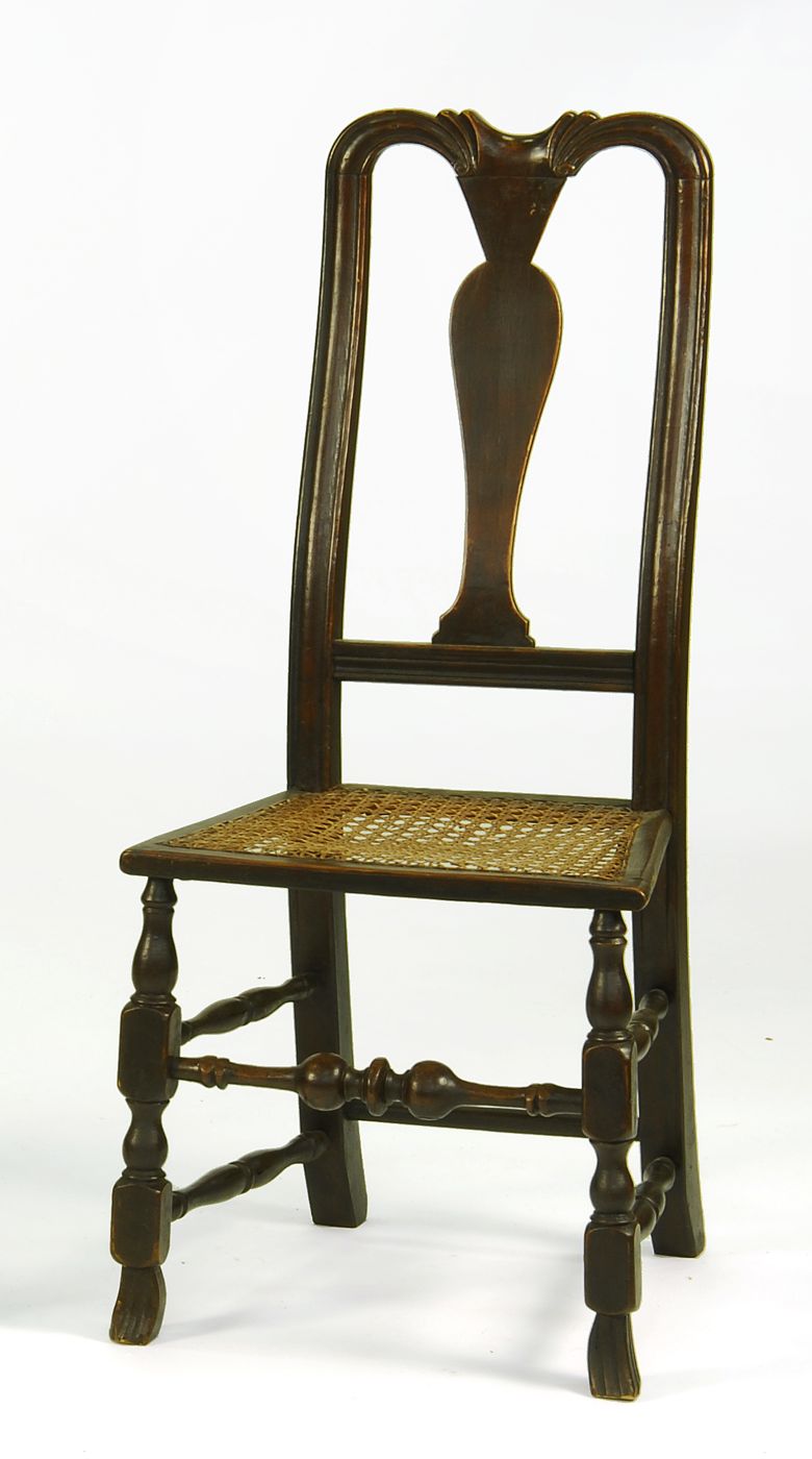 ANTIQUE AMERICAN QUEEN ANNE SIDE