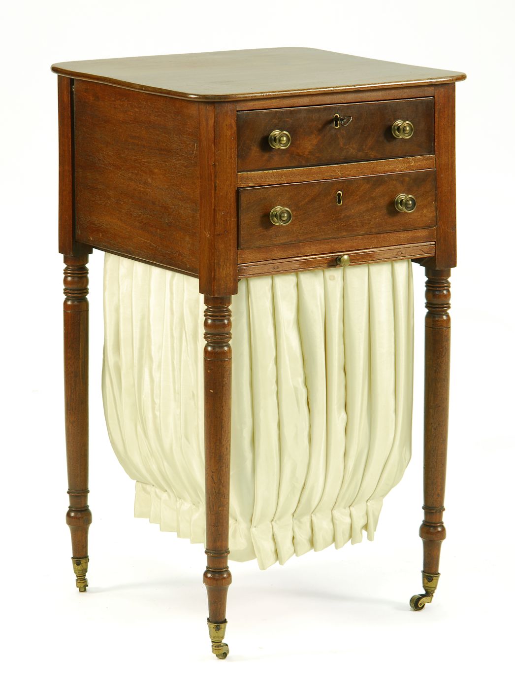 ANTIQUE AMERICAN SHERATON SEWING