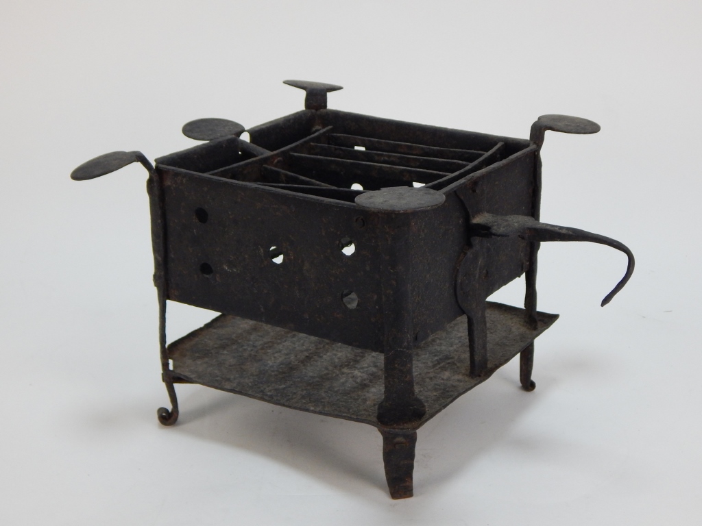 ANTIQUE AMERICAN WROUGHT IRON