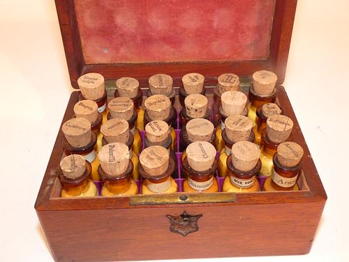 ANTIQUE APOTHECARY BOX