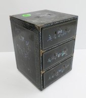 Antique Asian Lac Burgaute 3 D