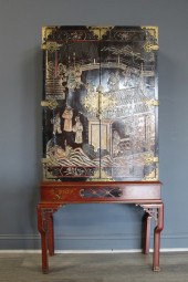 ANTIQUE ASIAN STYLE CARVED CAB