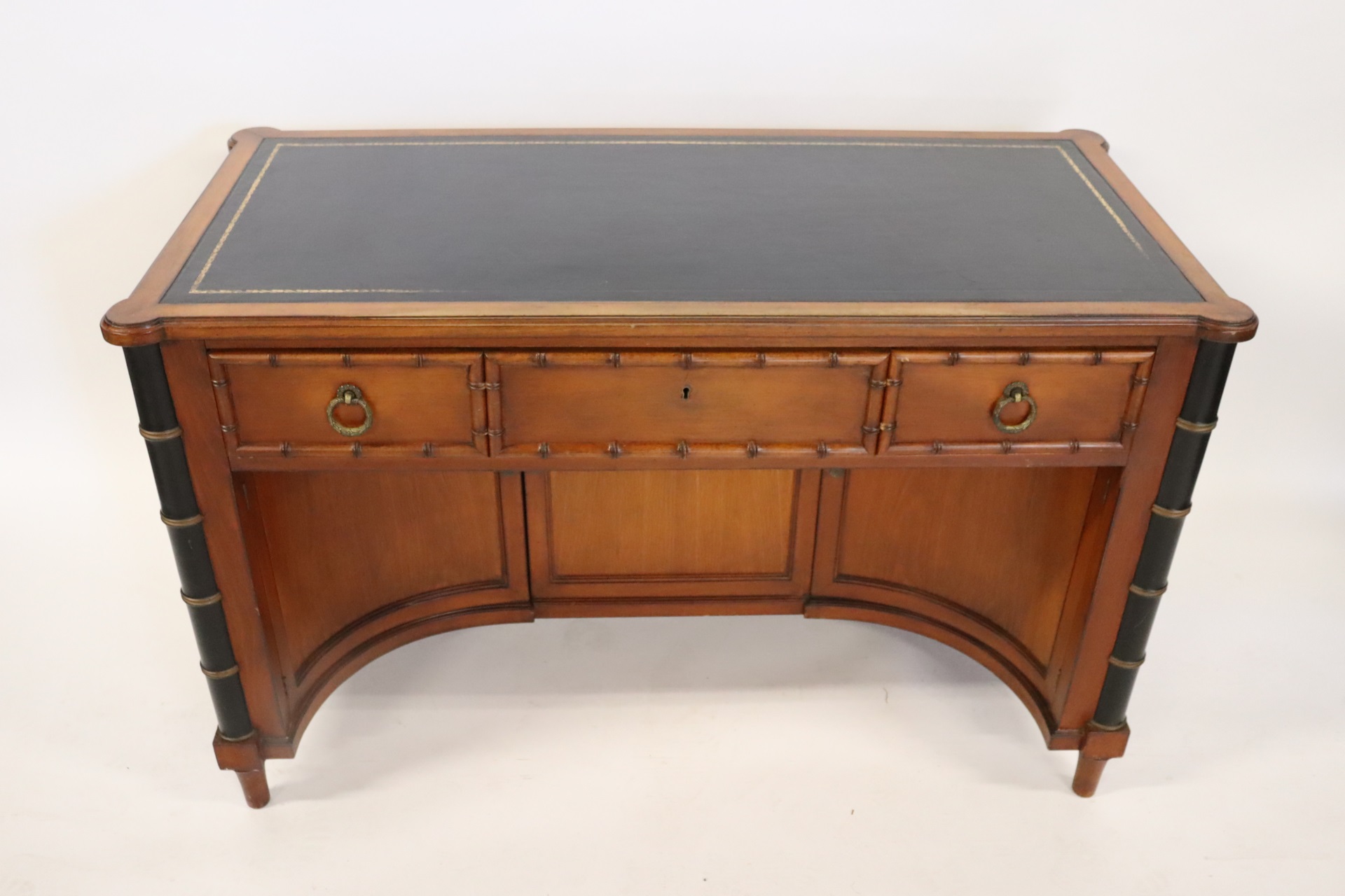 ANTIQUE BAMBOO FORM LEATHERTOP