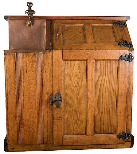 ANTIQUE BEER SERVING STATION /