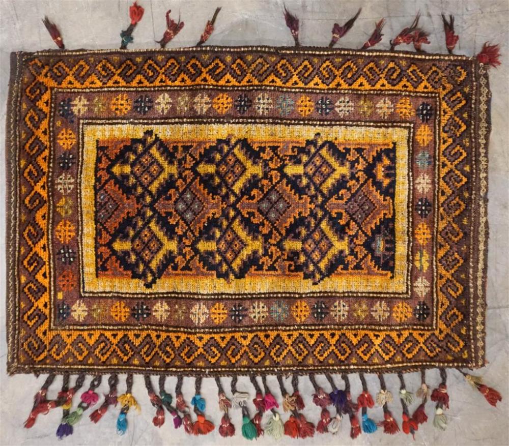 ANTIQUE BELOUCHISTAN PILLOW