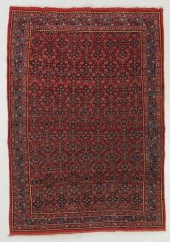 ANTIQUE BIDJAR RUG, PERSIA: 4'