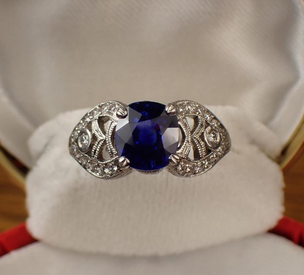 ANTIQUE BLUE SAPPHIRE, DIAMOND