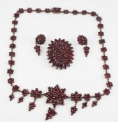 ANTIQUE BOHEMIAN GARNET JEWELR