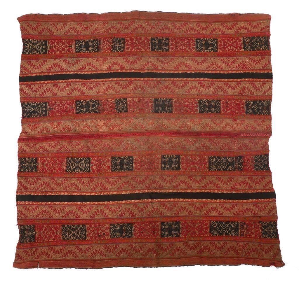 ANTIQUE BOLIVIAN TEXTILE WEAVINGOld