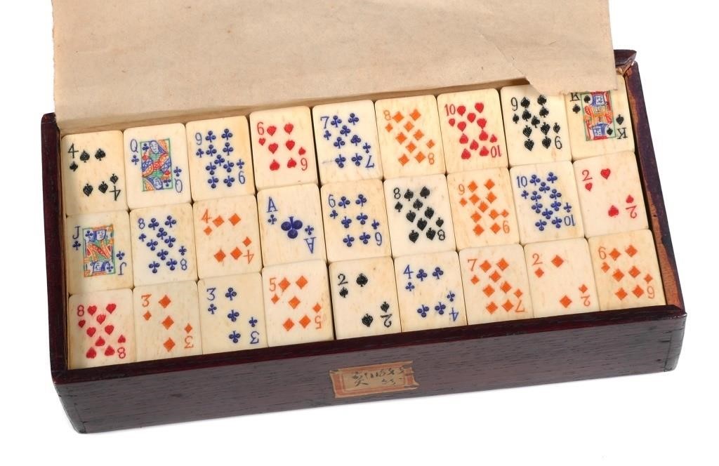 ANTIQUE BONE MAHJONG PLAYING CARD