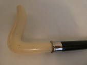 ANTIQUE BONE & WOOD CANEAntiqu
