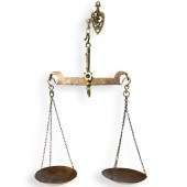 ANTIQUE BRASS HANGING SCALEDES