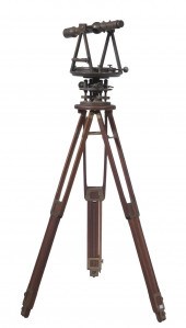 ANTIQUE BRASS SURVEYOR'S COMPA