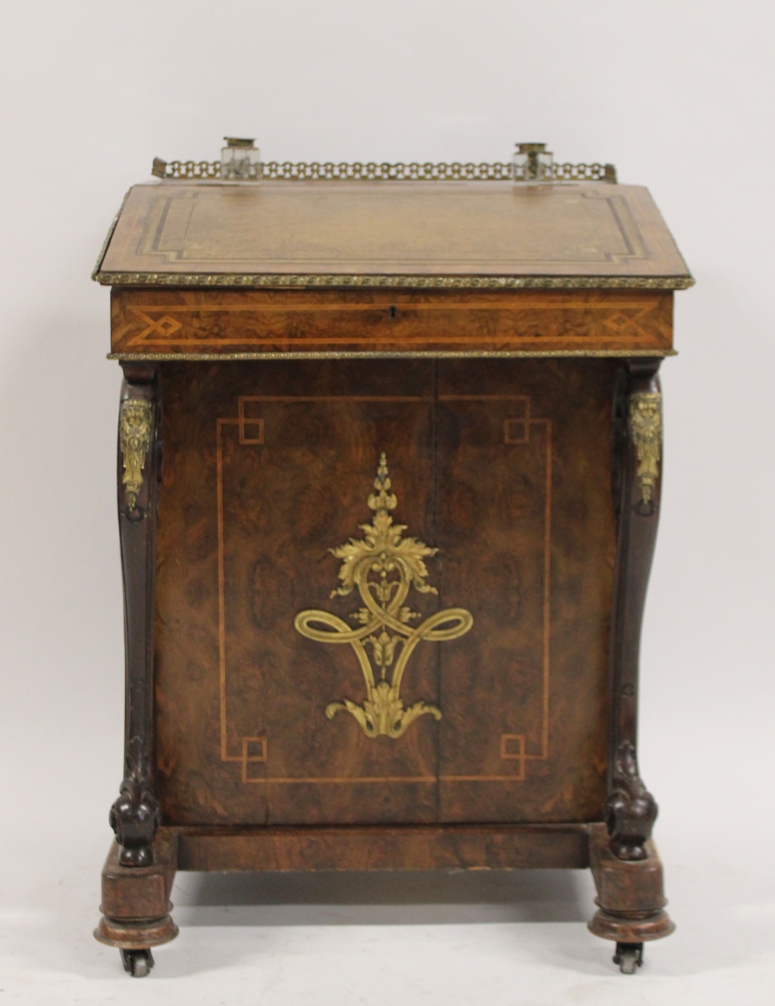 ANTIQUE BRONZE MOUNTED LEATHERTOP