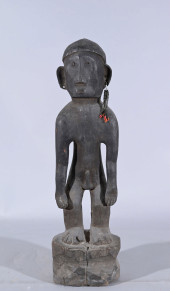 ANTIQUE BULUL MALE FIGURE<br>A