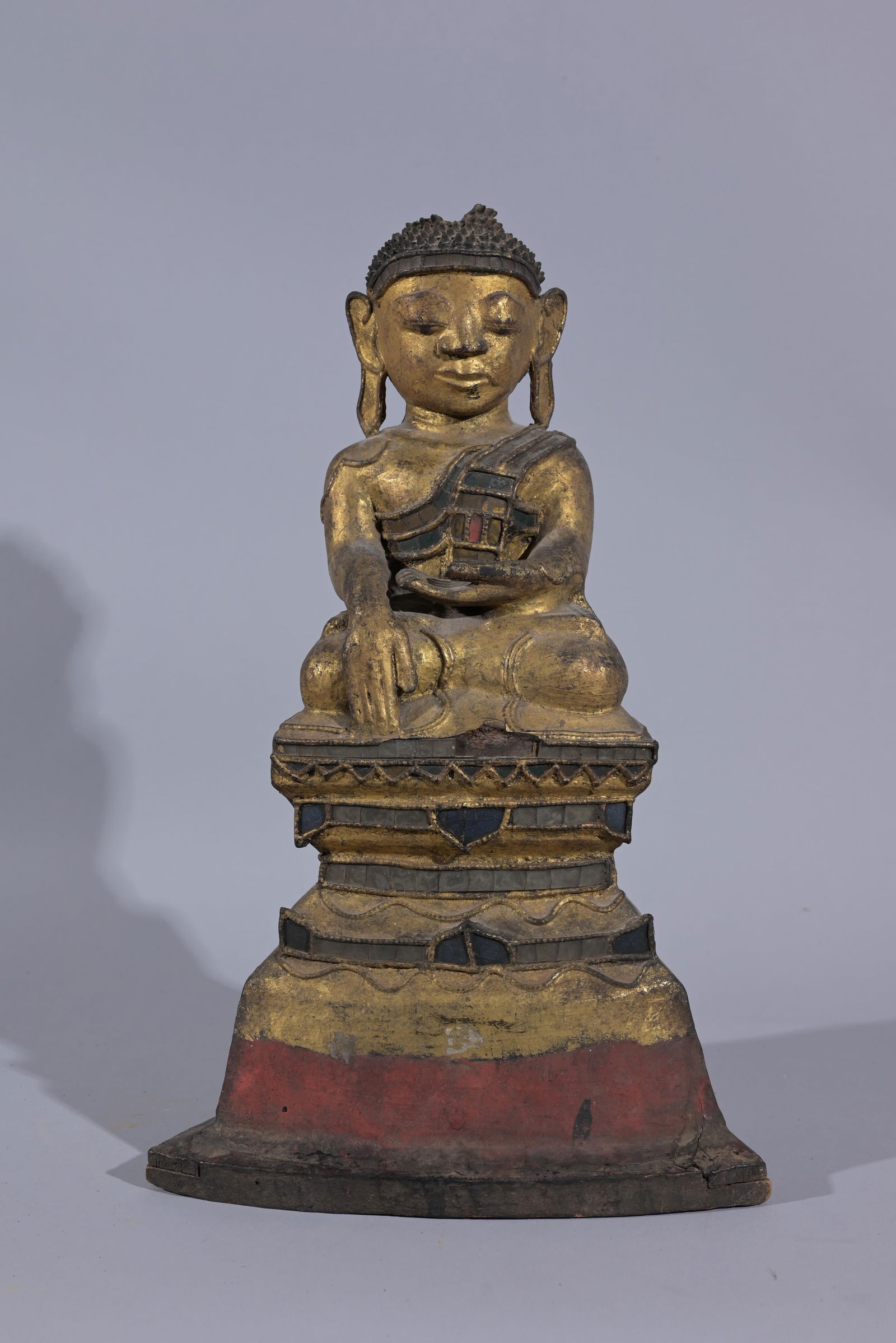 ANTIQUE BURMESE WOODEN SEATED
