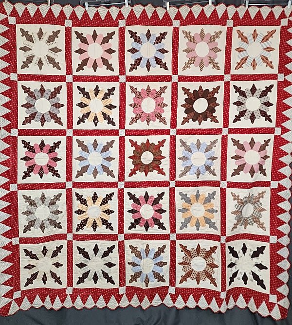Antique c1880 Fleur De Lis Quilt