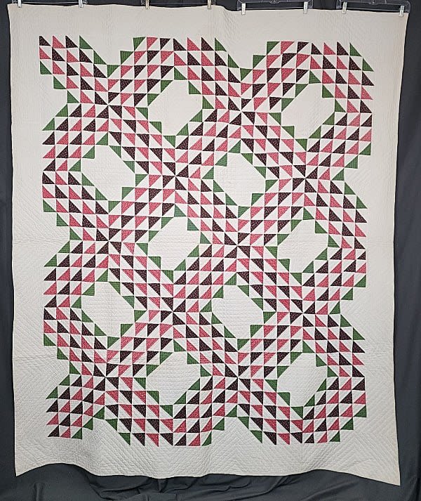 Antique c1880 Ocean Waves Quilt