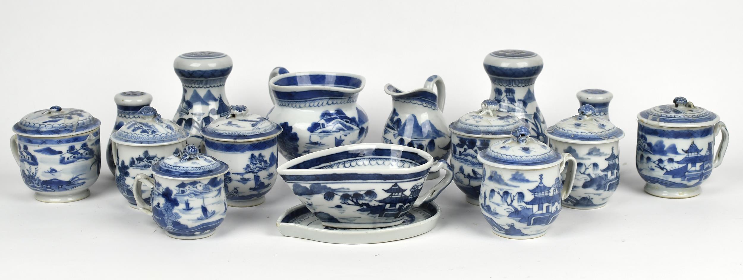 ANTIQUE CANTON CHINESE PORCELAIN