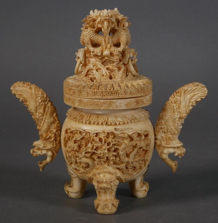 ANTIQUE CARVED IVORY CHINESE