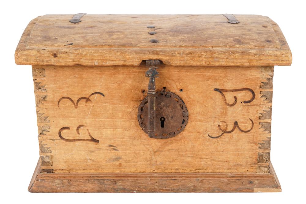 ANTIQUE CARVED WOOD