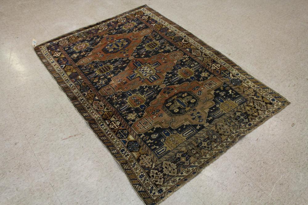 ANTIQUE CAUCASIAN KUBA RUGANTIQUE