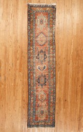 ANTIQUE CAUCASIAN RUNNERAntiqu