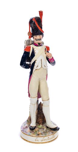 ANTIQUE CERAMIC PORCELAIN SOLDIER