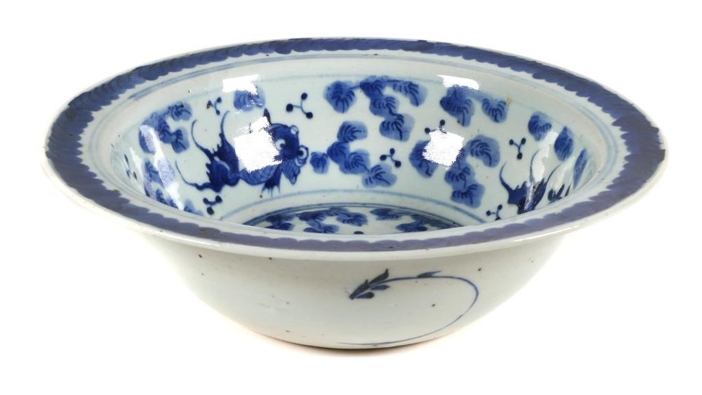 ANTIQUE CHINESE BLUE WHITE