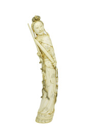 ANTIQUE CHINESE CARVED STANDIN