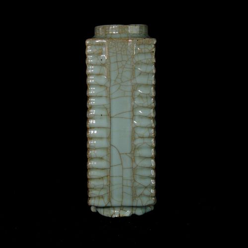 ANTIQUE CHINESE CELADON GLAZED