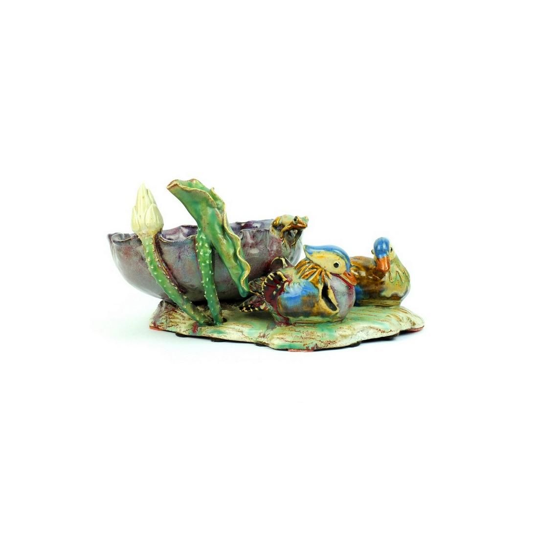 ANTIQUE CHINESE CENTERPIECE