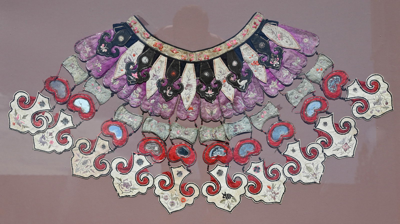 ANTIQUE CHINESE CEREMONIAL SILK