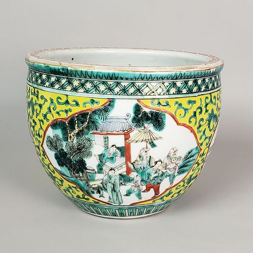 ANTIQUE CHINESE DIMINUTIVE
