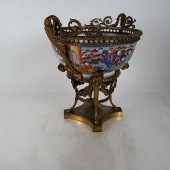 ANTIQUE CHINESE EXPORT CENTERP