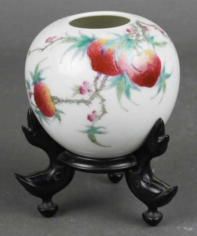 ANTIQUE CHINESE FAMILLE ROSE 1916