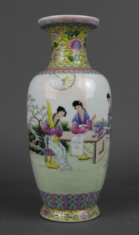 ANTIQUE CHINESE FAMILLE ROSE