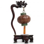 ANTIQUE CHINESE HANGING JADE A