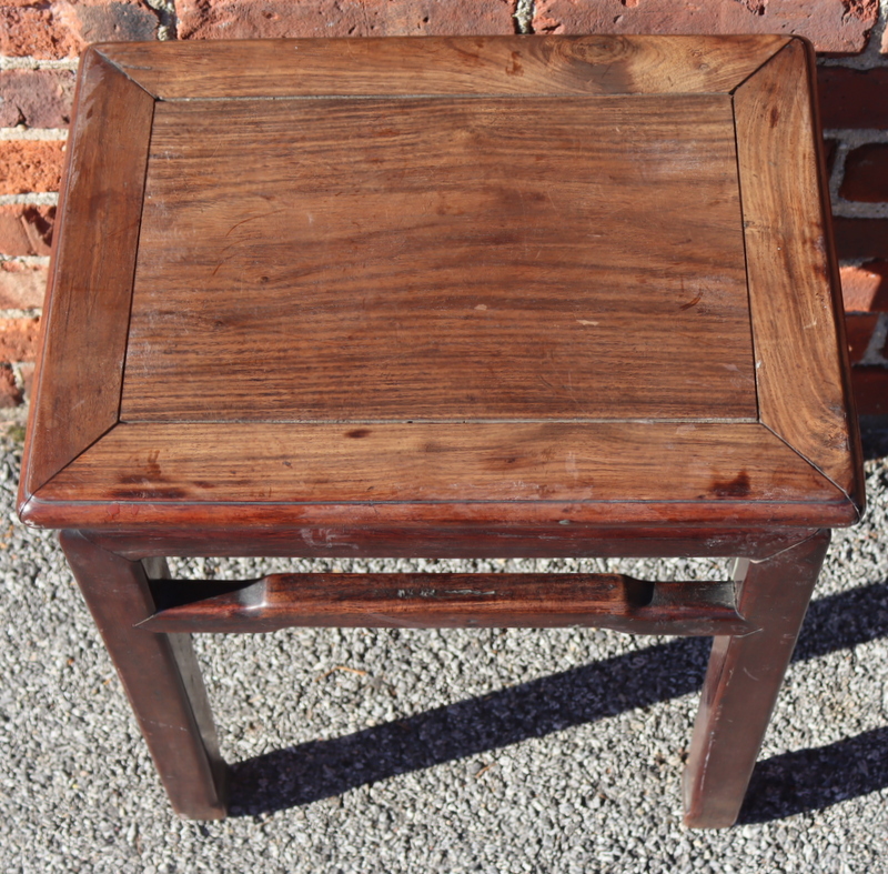 ANTIQUE CHINESE HARDWOOD / ROSEWOOD