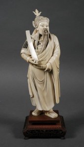 ANTIQUE CHINESE IVORY CARVING