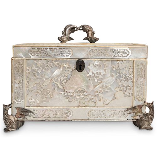ANTIQUE CHINESE MOTHER OF PEARL AND