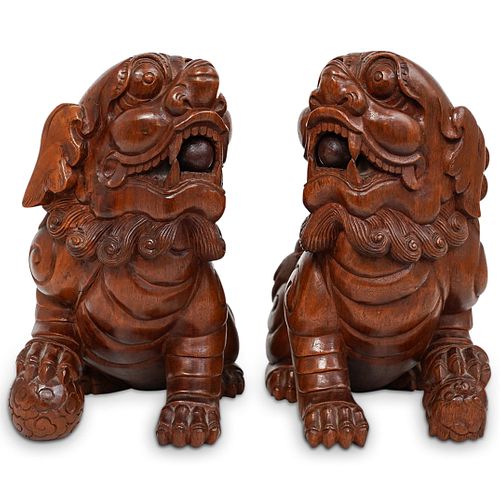 ANTIQUE CHINESE WOOD CARVED FOO