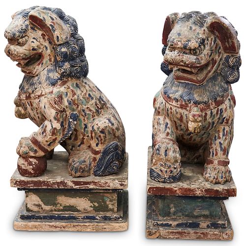 ANTIQUE CHINESE WOOD FOO
