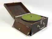 Antique CIROLA Portable Victro