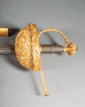 ANTIQUE CONTINENTAL GILT BASKE