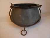 ANTIQUE COPPER POTAntique copp