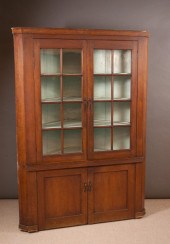 ANTIQUE COUNTRY FEDERAL CORNER