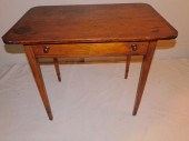 ANTIQUE COUNTRY TAVERN TABLEAn