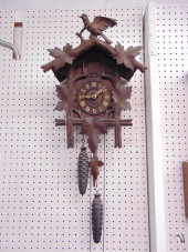 ANTIQUE CUCKOO CLOCK WITH CARV